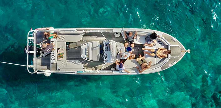 boat rental with skipper