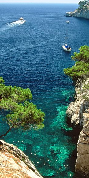 small calanques you see in the cruise