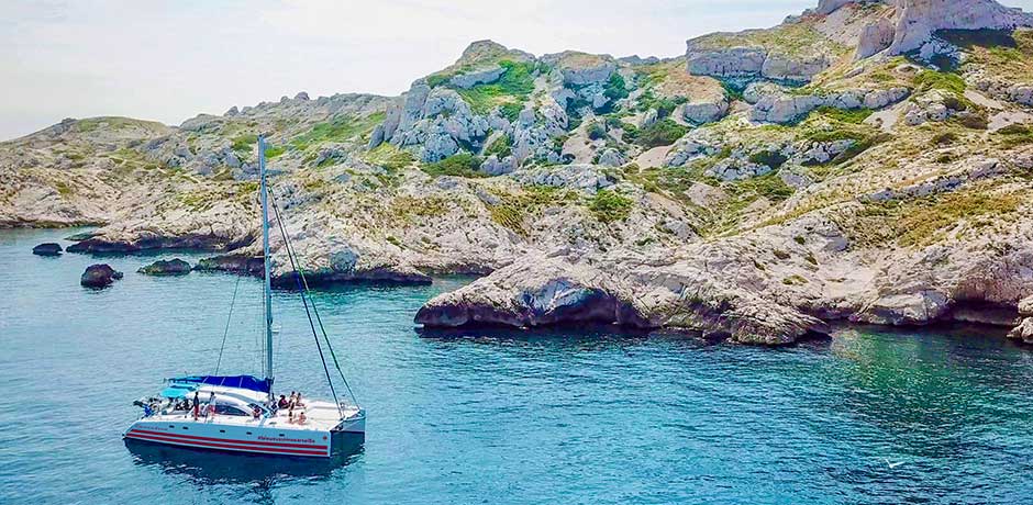 the catamaran Grenadine in Marseille