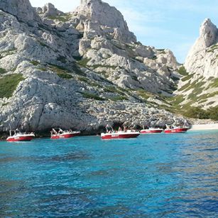 boat for Calanques