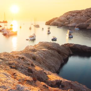 coucher de soleil dans le parc national des calanques