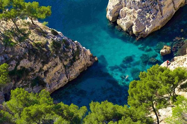 The Calanque de Sugiton, by Christian Chazot